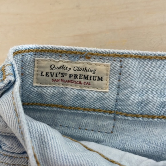 Levi's premium denim wedgie straight light wash size 32‎ - Picture 5 of 9